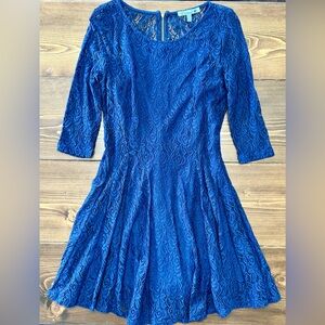 Elegant Blue Lace Dress